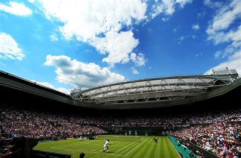 The centre service line and centre mark. 5 Reasons to Buy Wimbledon Tickets Early and Right Now ...