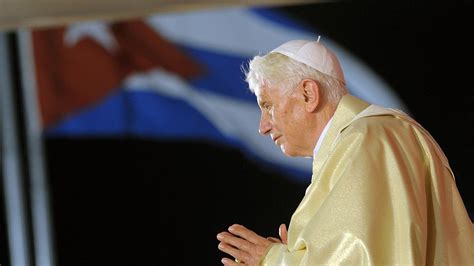 la vida de benedicto xvi biografía del papa emérito vatican news