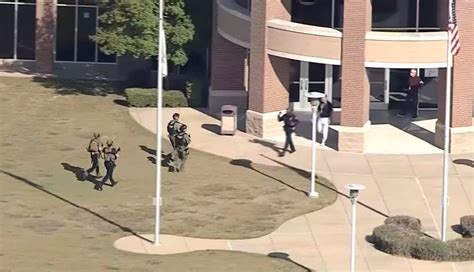 Timberview High School Shooting 4 Injured In Arlington Texas
