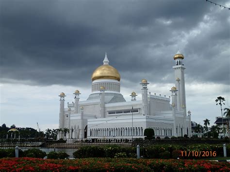 Nossu kengurun pussissa: Brunei