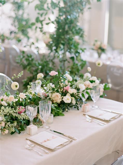 Wedding Flowers For Tables Centerpiece Panspotsreviews