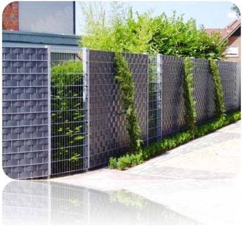 36 frisch gartengestaltung kleine gärten luxus. sichtschutzzaun-metall-zaunspatzde-sichtschutzzaun-aus-metall-4.jpg (824×768) | Zäune metall ...