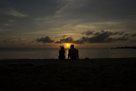 Romance At Sunset Sunset At The Palms