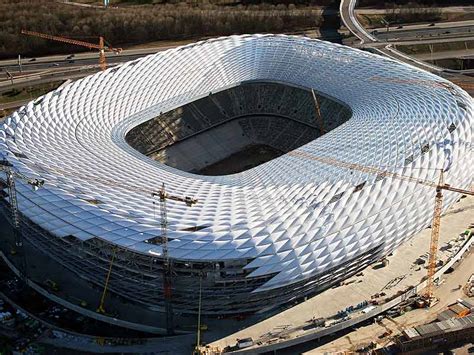 The arrangement allows tsv 1860 münchen to play at the stadium while retaining no ownership. plus613 - culture in the blender - New stadium of Bayern ...