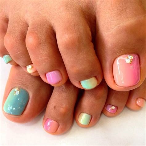 51 Adorable Toe Nail Designs For This Summer | StayGlam