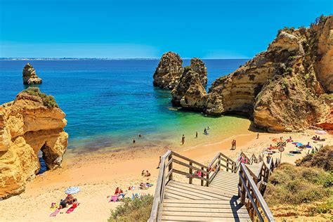 Find out all about the cheapest flights, tastiest meals and many other advantages of flying tap. Portugalia - kierunek tegorocznych wakacji ...