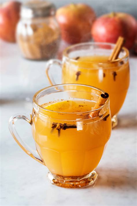 Get Festive With This Simple Hot Mulled Cider Recipe Made In A Pinch