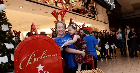 Make A Wish Foundation Kicks Off Macys Believe Campaign This Holiday