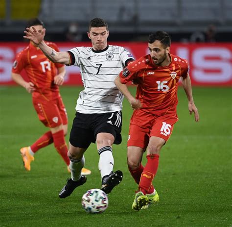 5 gründe, warum ich die mannschaft so liebe die dfb elf hat gestern ein unfassbar starkes länderspiel gegen. WM 2022 Qualifikation: Deutschland blamiert sich gegen ...