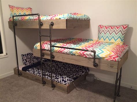 19 Nice Triple Bunk Beds Ideas For Your Childrens Bedroom Bunk Beds