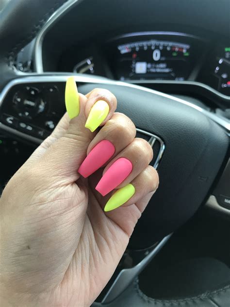 Hot Pink And Neon Yellow Matte Nails Summer Nails Neon Neon Yellow