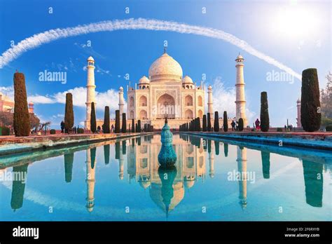 Beautiful Taj Mahal In Agra Uttar Pradesh India Stock Photo Alamy