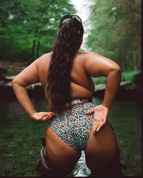 Paloma Elsesser Nude And Fat Plus Size Model Photos Video The