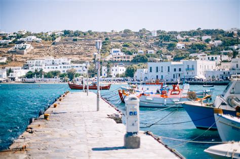 The island has an area of 85.5 square kilometres (33.0 sq mi) and rises to an elevation of 341 metres (1,119 feet) at its highest point. One day in Mykonos, Greece - Living in Another Language