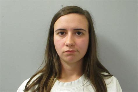 Lyndsey Bates Teacher Charged Having Sex With Student Sexting