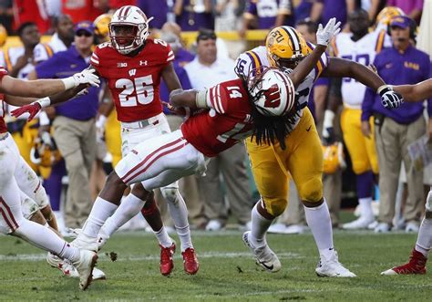Lsu Lineman Ejected For Cheap Shot After Wisconsin Players Game Winning Pick The Washington Post