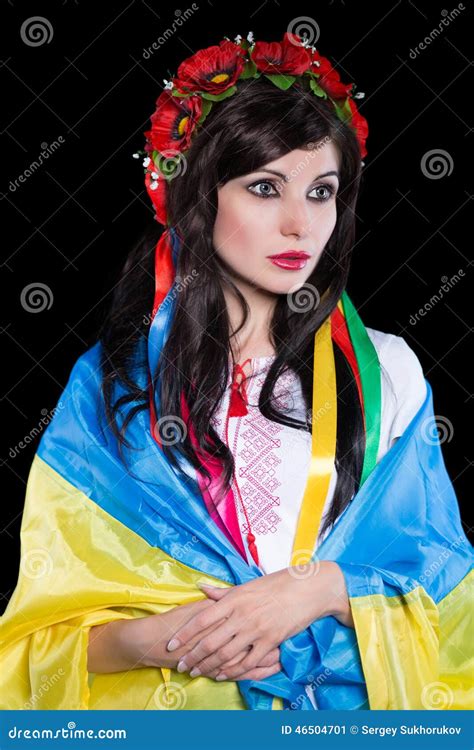 retrato da mulher ucraniana pensativa nova imagem de stock imagem de naturalizado beleza