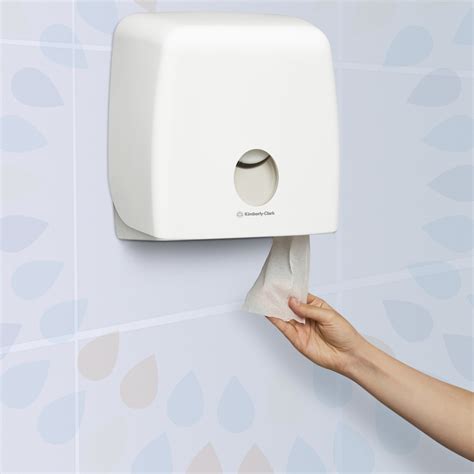Kleenex® Compact Jumbo Roll Toilet Tissue 5749 2 Ply Jumbo Toilet