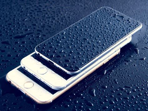 Dropped Iphone In Water How To Fix Liquid Damage