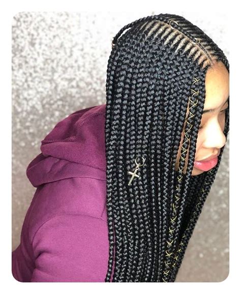 This triple ghana braid style features three fairly thick braids and uses blonde extensions to really make their texture pop. 95 Best Ghana Braids Styles for 2020 - Style Easily
