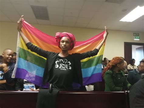 botswana scraps laws criminalising gay sex in landmark ruling the guardian tlo