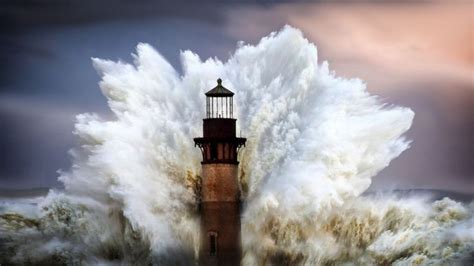 Wave Lighthouse Huge Wave Hitting Lighthouse Lighthouse Storm