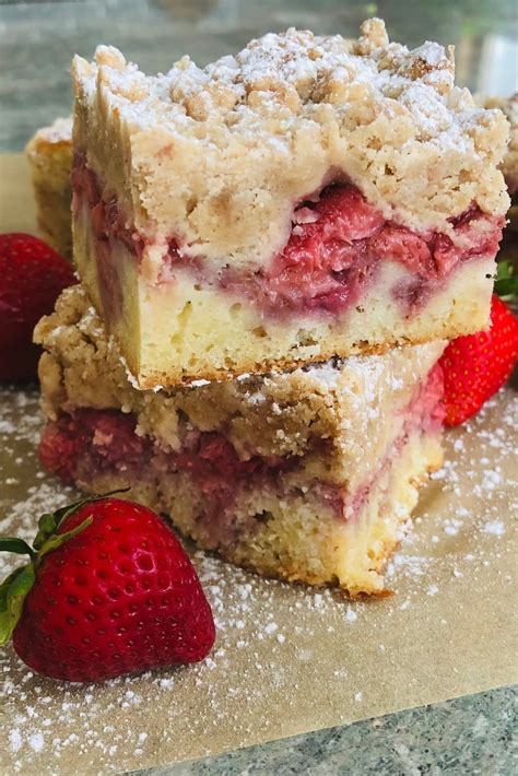 This Fresh Strawberry Crumb Cake Is An Incredibly Buttery Cake Topped