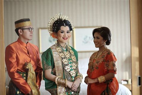 Perpaduan Pernikahan Adat Makassar Dan Palembang Ternyata Cantik Sekali