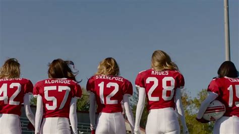 Victoria S Secret Angels Don Football Uniforms For Super Bowl Commercial Abc7 Chicago