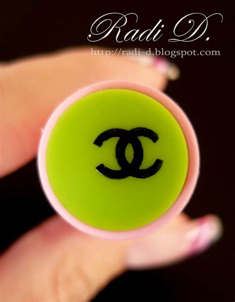 It`s all about nails: Step by step Chanel Couture Nails