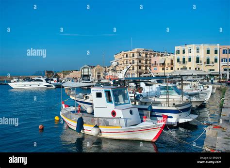 Venetian Harbour Chania Crete Greece Stock Photo Alamy
