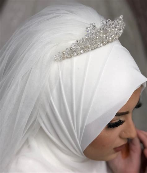 Pin By Luxyhijab On Bridal Hijab حجاب الزفاف Bridal Hijab Bride