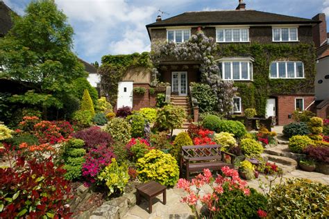 Four Seasons Garden The Most Beautiful Home Gardens In The World
