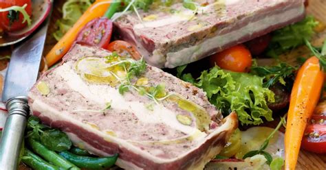 Check out some helpful tips for using tinfoil or baking paper in your air 2 x 500g/1lb 2oz pork fillets (tenderloin). How Long To Oven Bake 500G Pork Fillet In Tinfoil / Parma ...