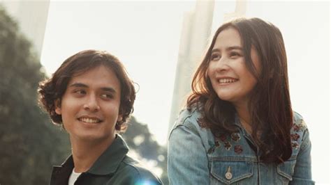 7 Rekomendasi Film Bioskop Indonesia Romantis Ini Bikin Kamu Nangis