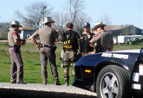 February 28 1993 Four Federal Agents Killed In Waco Siege