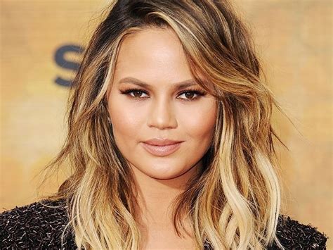 Fashionable women's short haircuts in 2021 first, when choosing a haircut, you need to consider the type of your face. 15 Low-Maintenance Haircuts for Every Texture | Face shape ...