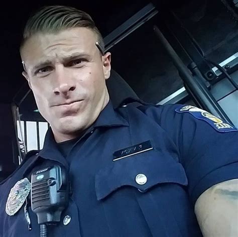 Pin By Gary Chapman On Big Daddy In 2019 Men In Uniform Hot Cops