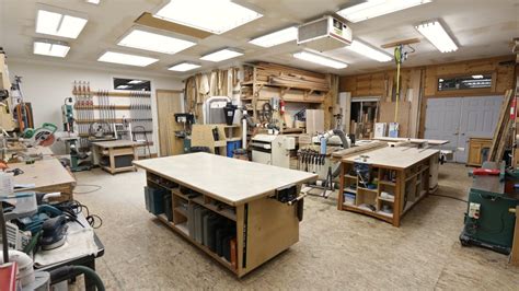 A Room Filled With Lots Of Workbench And Tools