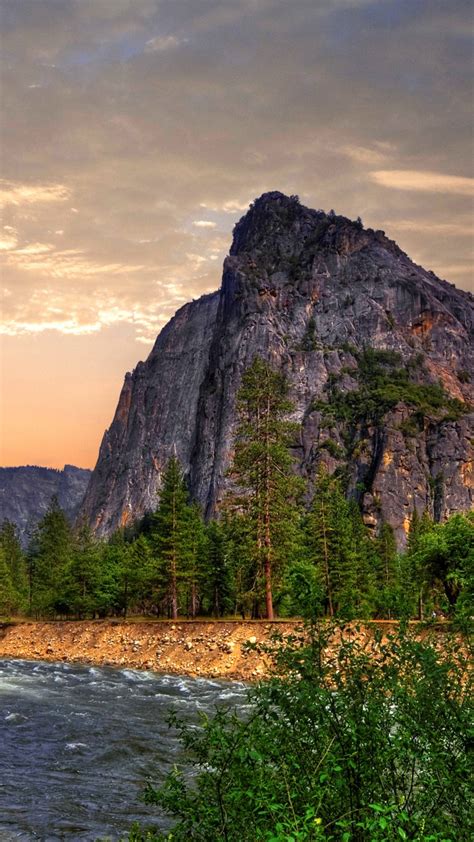 Обои Обои Эпл 5k 4k 8k лес горы водопад Yosemite 5k 4k