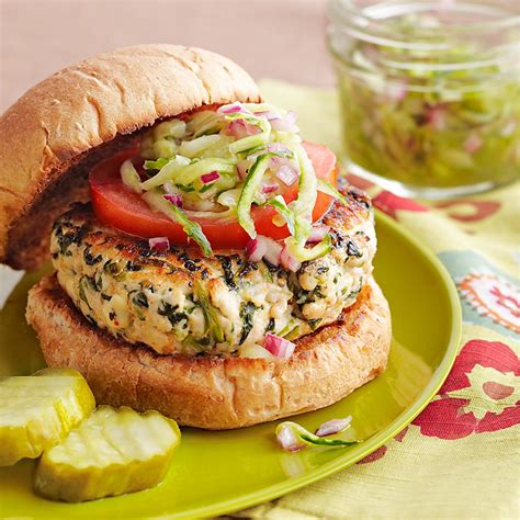 Spinach And Feta Turkey Burgers With Cucumber Relish Recipe Eatingwell