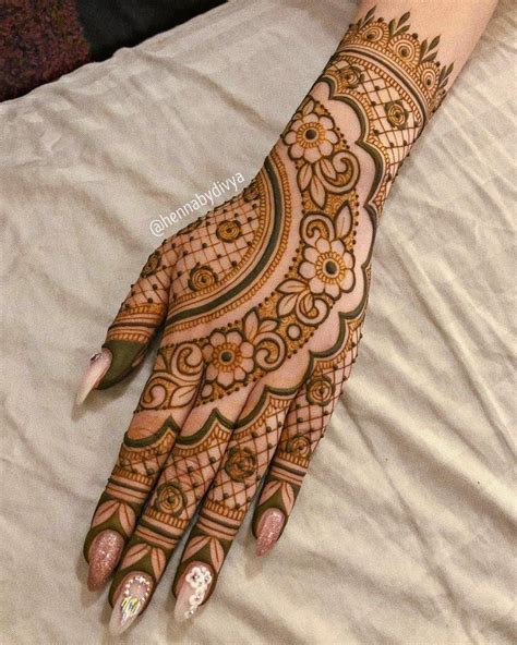 Back Hand Bridal Indian Mehndi Designs