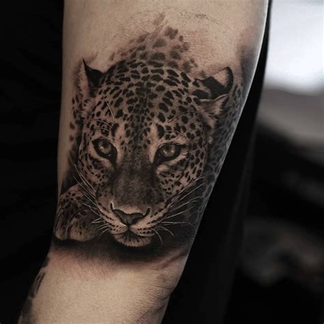 ©all images are copyrighted by sticker dad llc, stickerdad® all rights reserved. Realistic leopard tattoo | Animal tattoos, Leopard tattoos, Insect tattoo