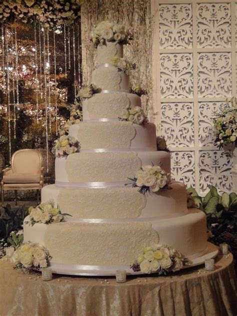 7 tiers wedding cake by lenovelle cake christmas themed cake christmas themes