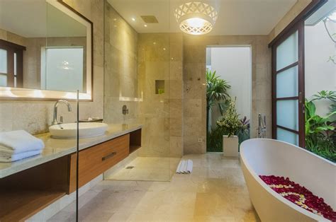 Pin By Bahiyya On Bali Inspired Homes Indoor Outdoor Bathroom