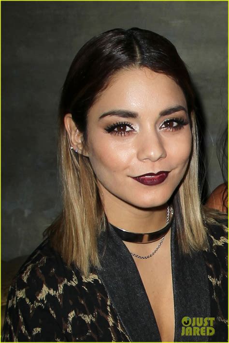 Vanessa Hudgens Flaunts It With Sister Stella During Nyfw Photo 3188895 2014 New York