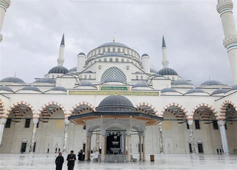 Camlica Mosque In Istanbul Can Hold 63000 People Infinitewalks