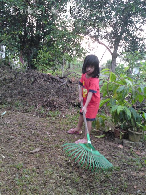 Indahnya bumi kita ini warisan berkurun lamanya hasil mengalir ke tangan. Anak Kecil Main Api | ♥ Darling Ninie Family Stories