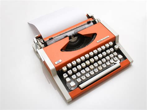 How To Type On A Typewriter 15 Steps With Pictures Wikihow