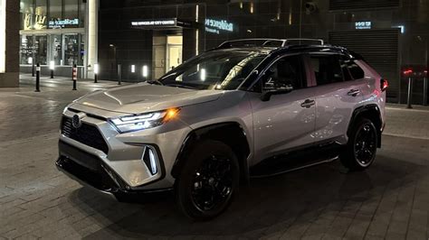 Nighttime Video Highlights Important New 2023 Toyota Rav4 Changes